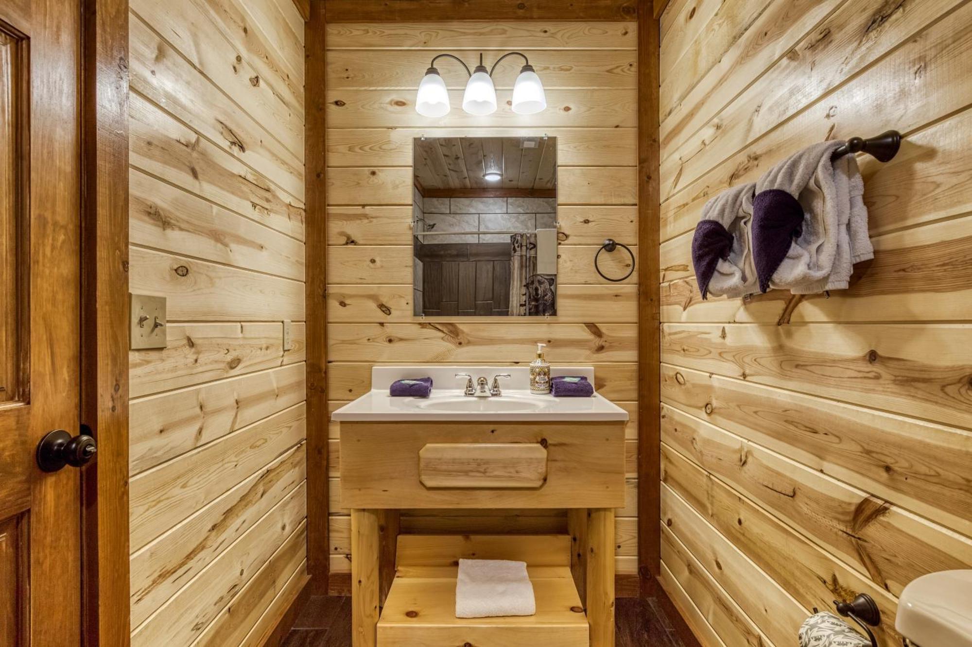 Majestic Splash- 8 Bedroom, Indoor Pool, Hot Tub, 1089 Free Tickets Each Paid Day, Dollywood Севьервилл Экстерьер фото