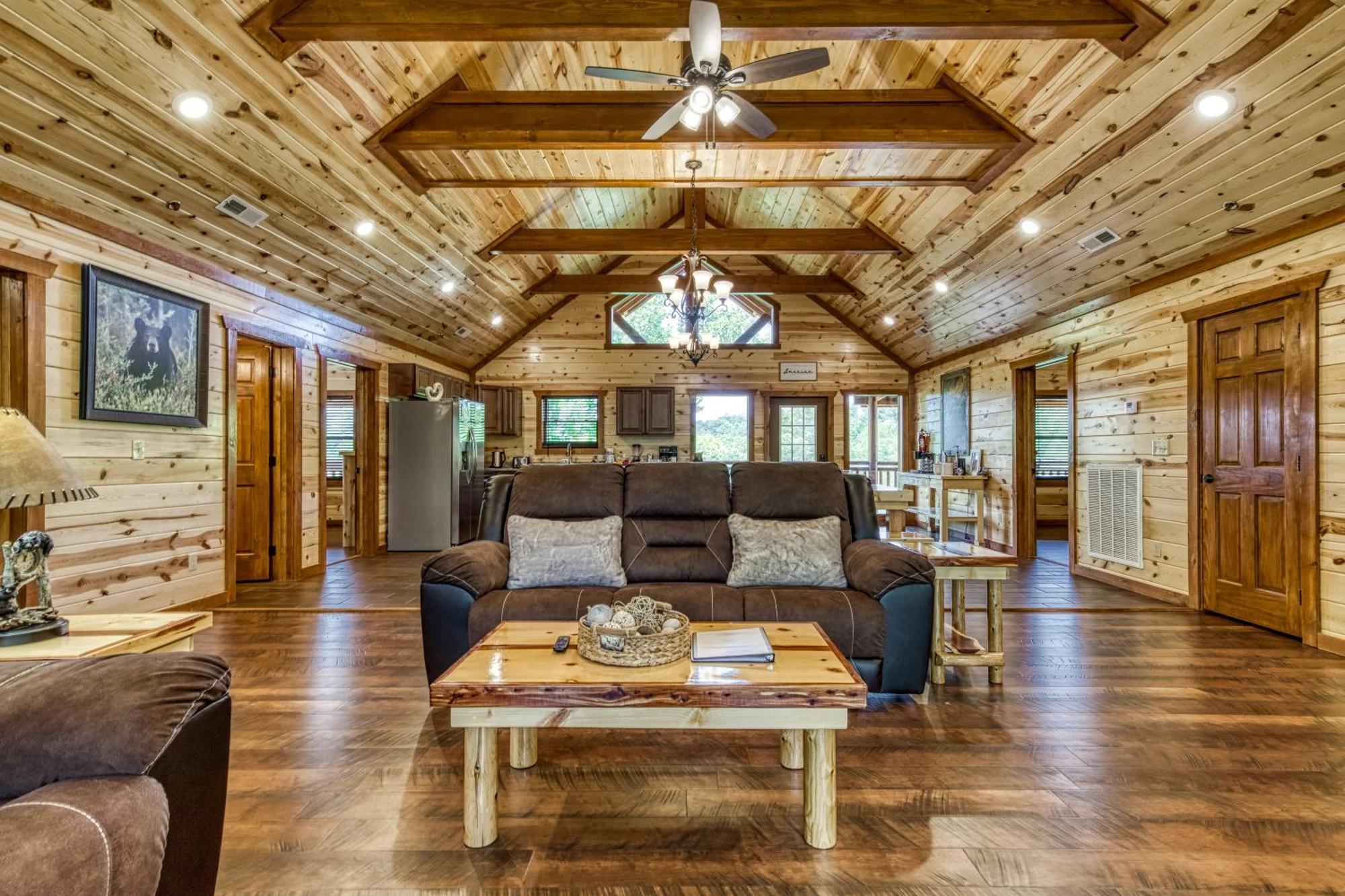 Majestic Splash- 8 Bedroom, Indoor Pool, Hot Tub, 1089 Free Tickets Each Paid Day, Dollywood Севьервилл Экстерьер фото